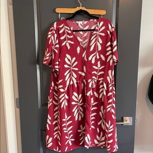 Reitmans Red and White Floral Dress